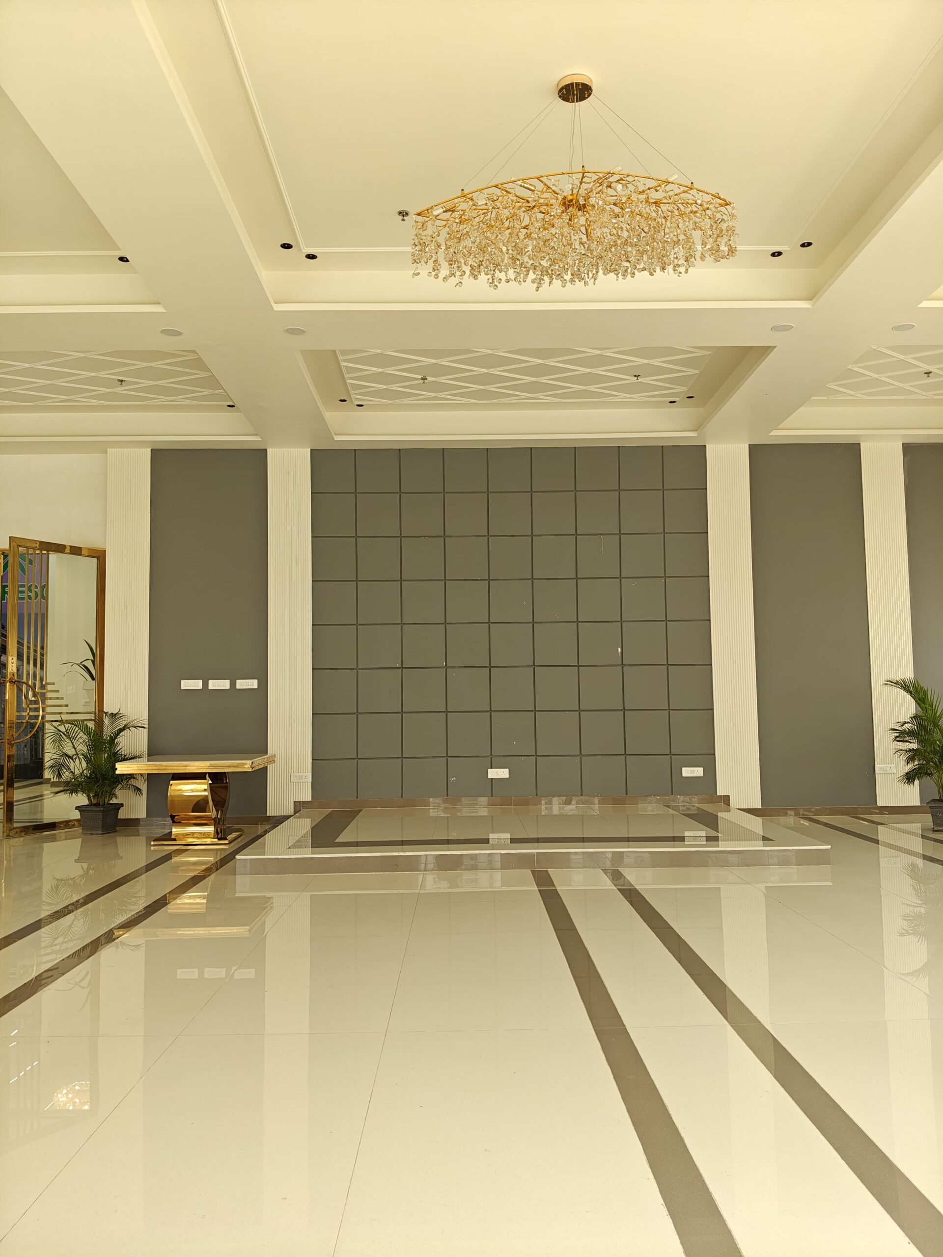 Luxury Flats in raj nagar extension flats in raj nagar extension